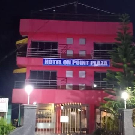 Bed and Breakfast On Point Plaza Murūd Exterior foto